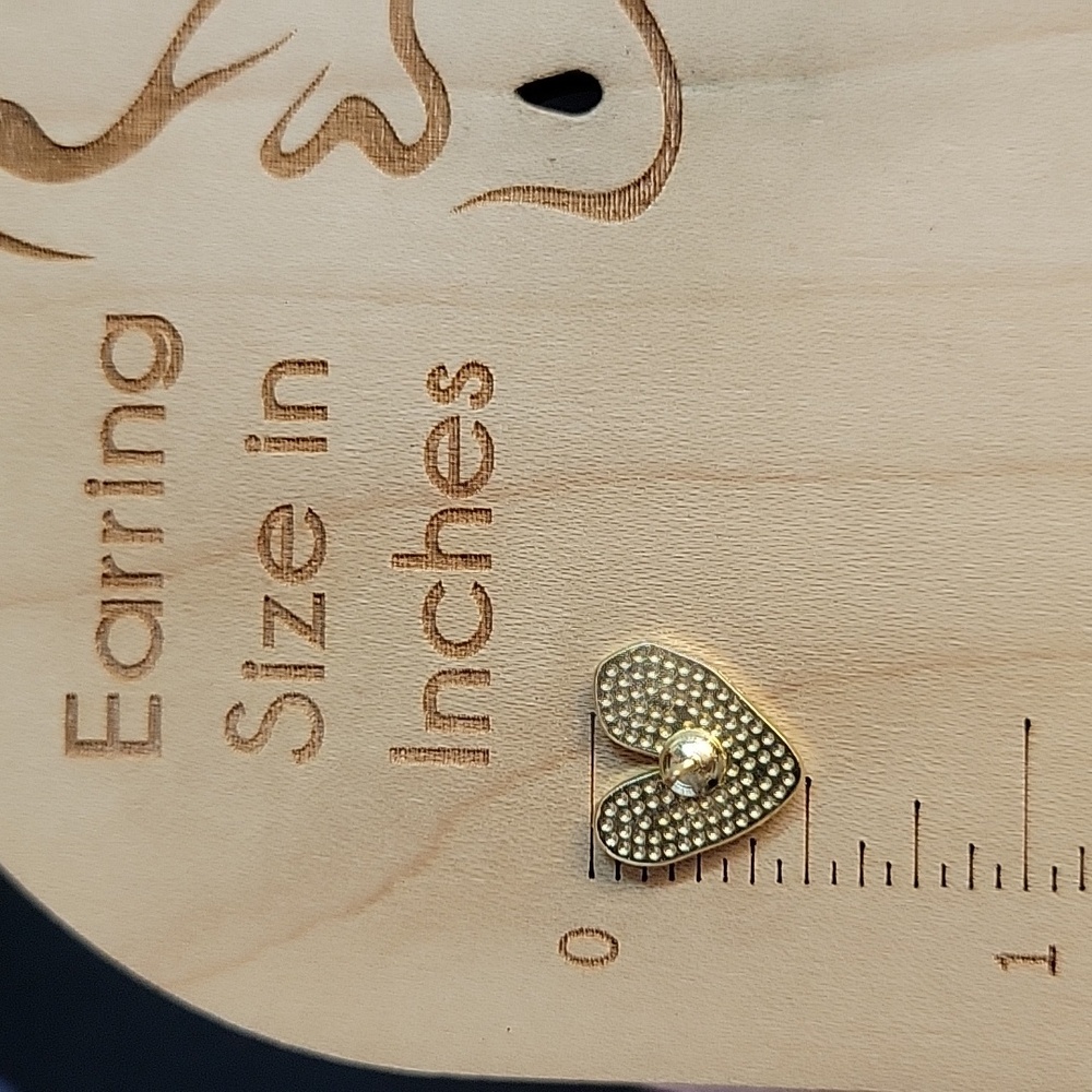 BURGUNDY HEART STUD EARRINGS - Picture 4 of 7
